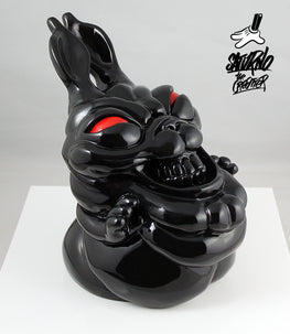 Saturno "Naughty Rabbit" Gloss Black Edition Resin Sculpture - Silent Stage Gallery